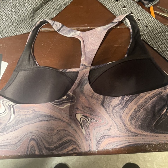 Sports bra - Picture 2 of 4